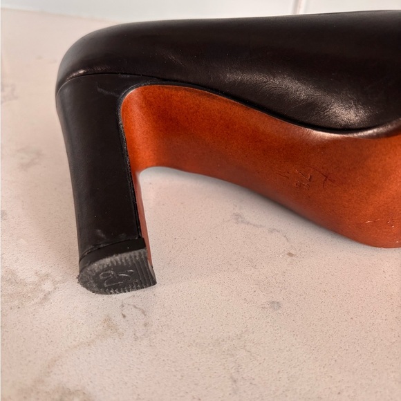 Donald J. Pliner Black Heels Classic Elegance - Picture 7 of 12